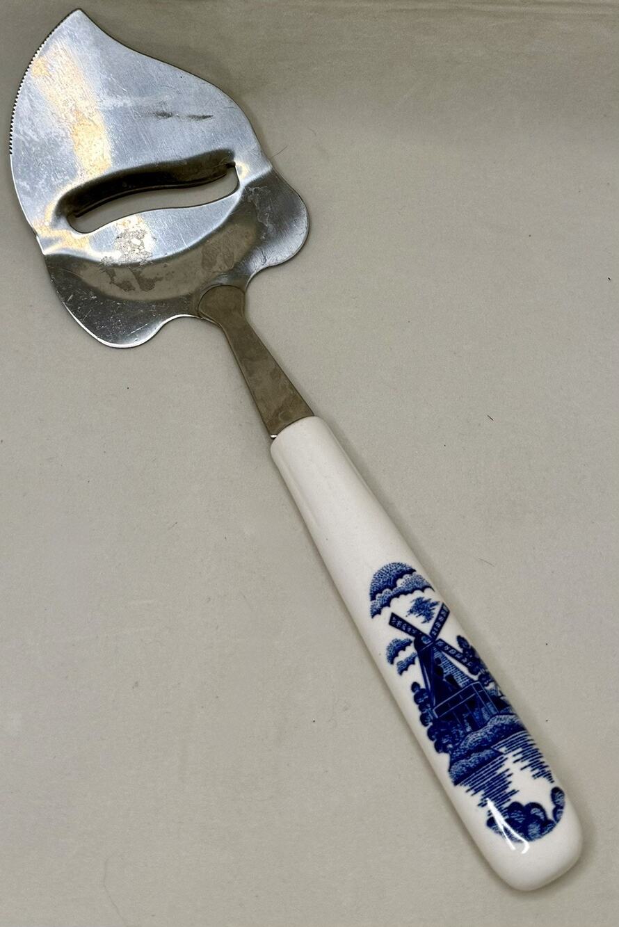 Vtg Elesva Stainless Steel Blue Delft Holland Windmill HandPainted Cheese Slicer